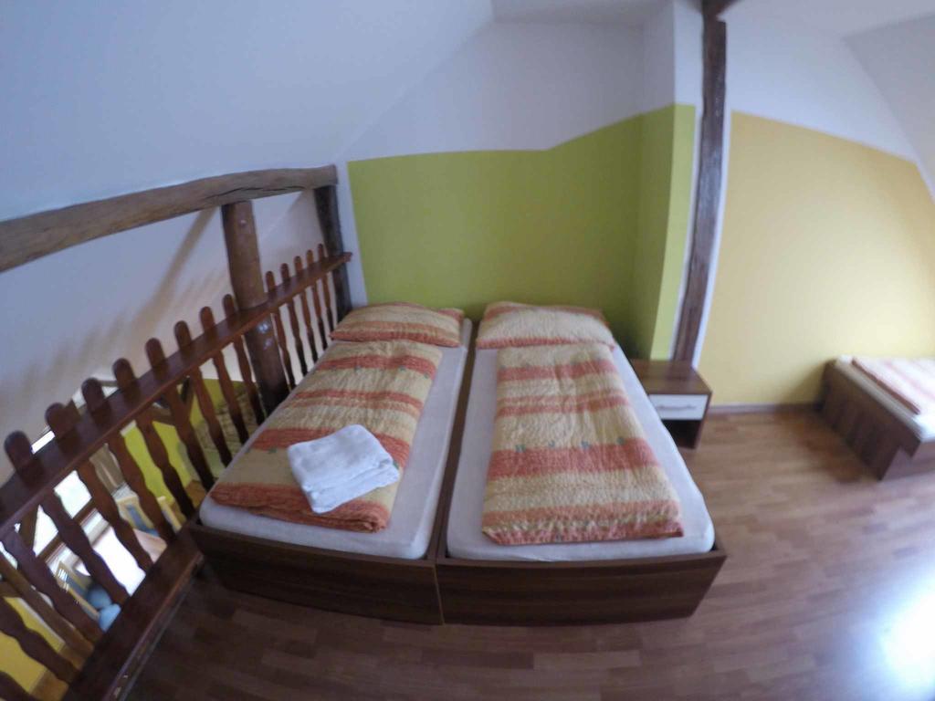 Penzion U Holuba Hradčovice エクステリア 写真